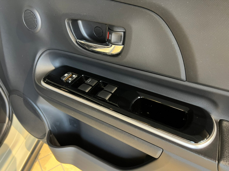 トヨタ アクア 中古車