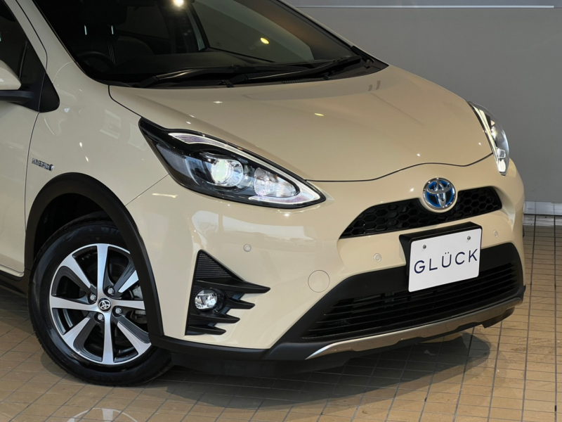 トヨタ アクア 中古車