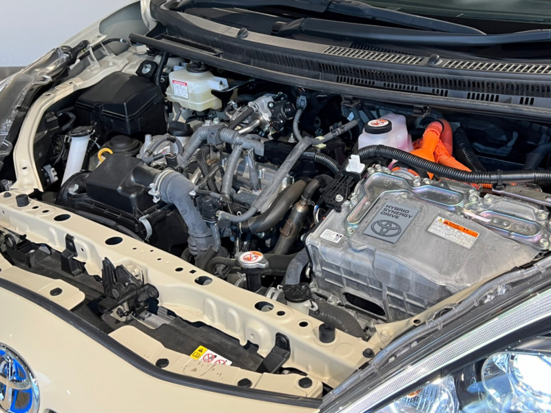 トヨタ アクア 中古車