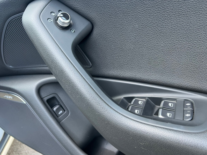 アウディ A6 中古車