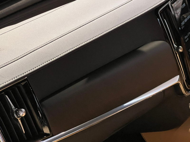 ボルボ V90 中古車