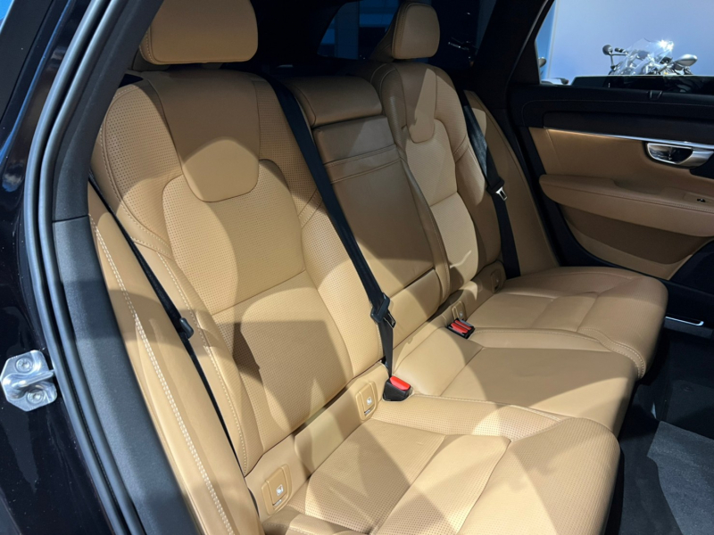 ボルボ V90 中古車