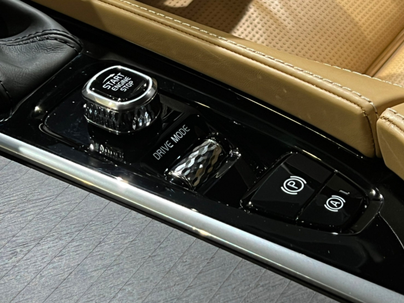 ボルボ V90 中古車