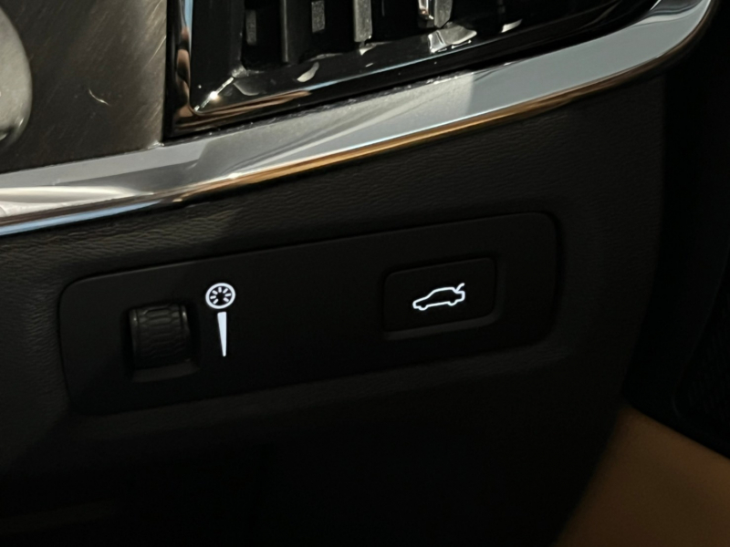 ボルボ V90 中古車