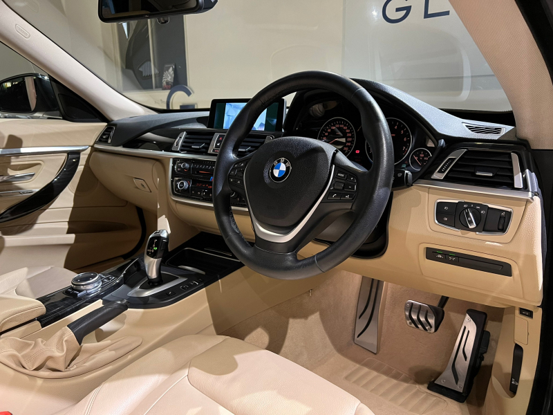 BMW 3シリーズ 中古車