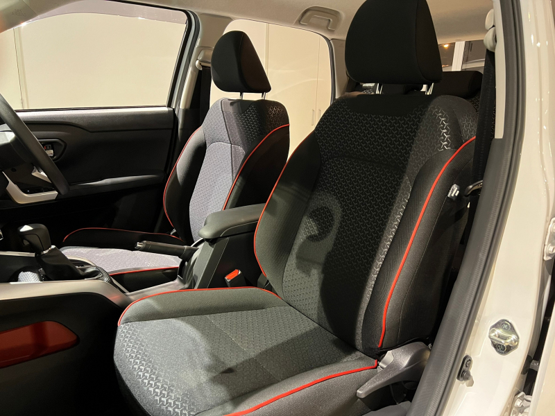 ダイハツ ロッキー 中古車