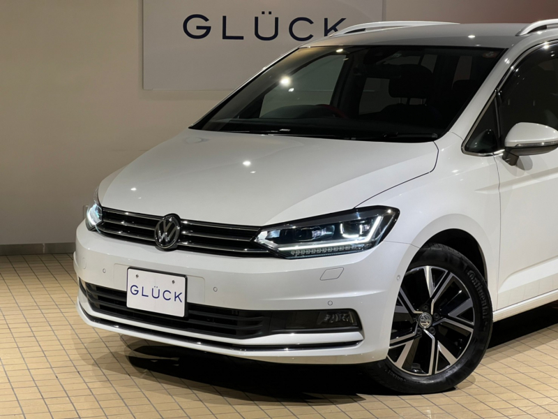 フォルクスワーゲン ゴルフトゥーラン 中古車