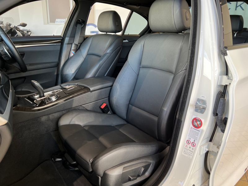 BMW 5シリーズ 中古車