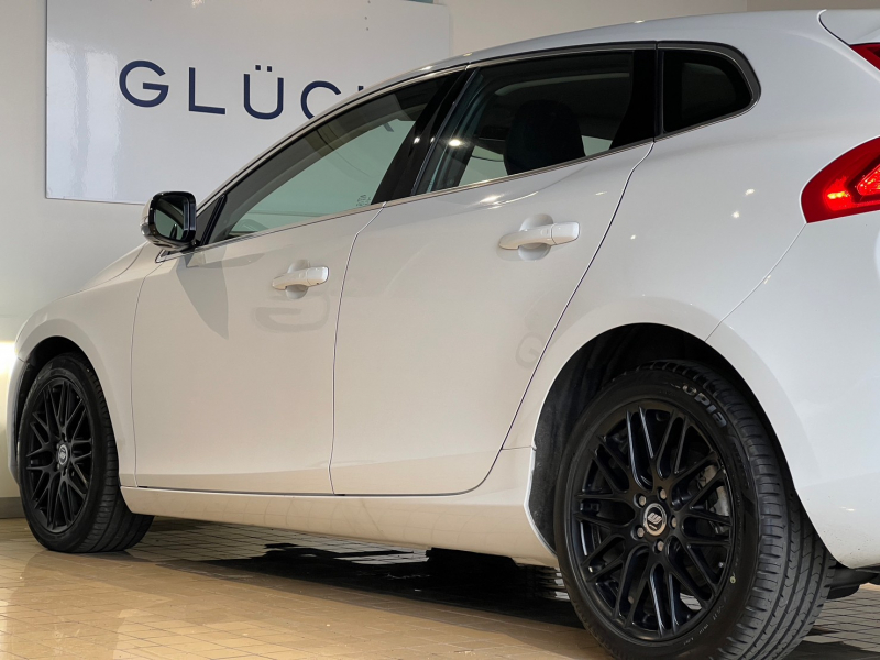 ボルボ V40 中古車