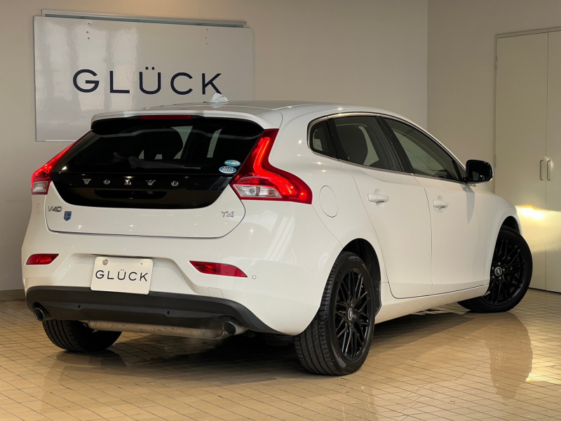 ボルボ V40 中古車