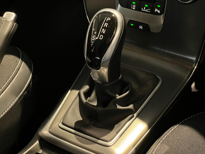 ボルボ V40 中古車