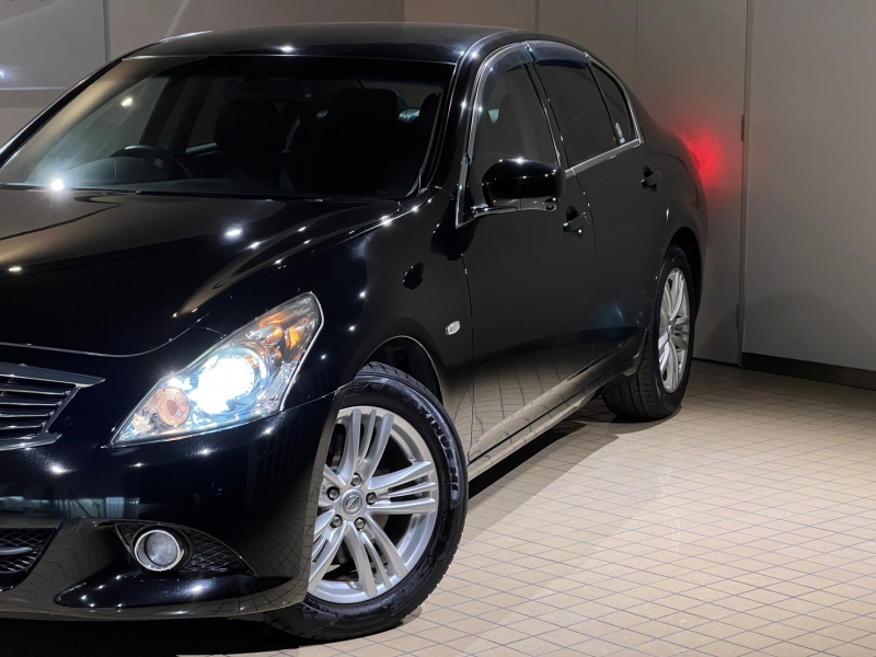 日産 スカイライン 中古車