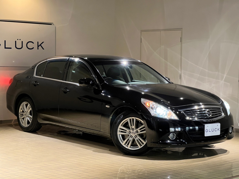 日産 スカイライン 中古車