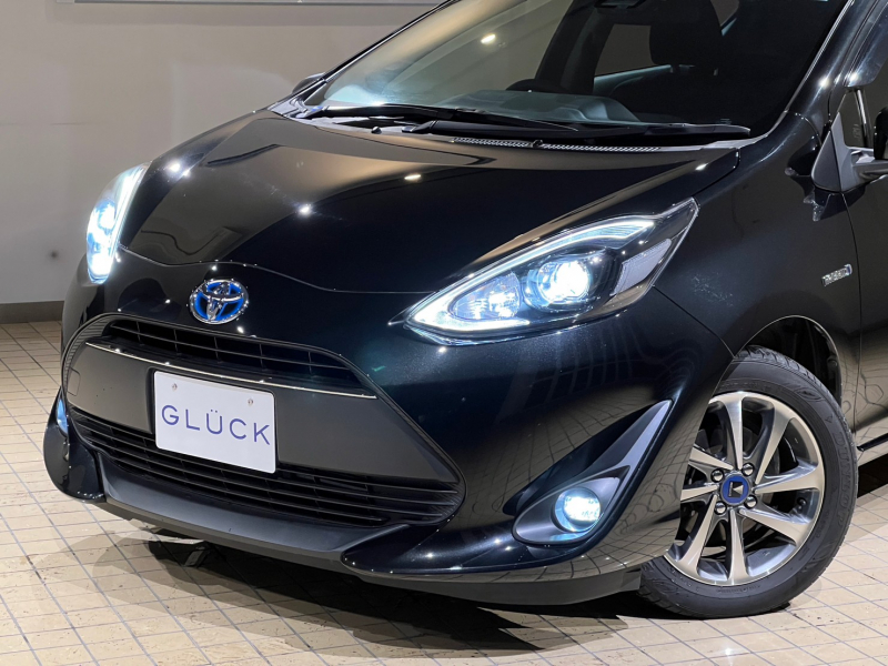 トヨタ アクア 中古車