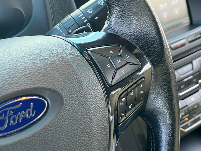 フォード エクスプローラー 中古車