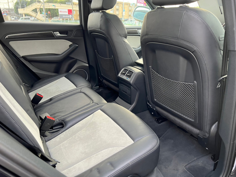 アウディ SQ5 中古車