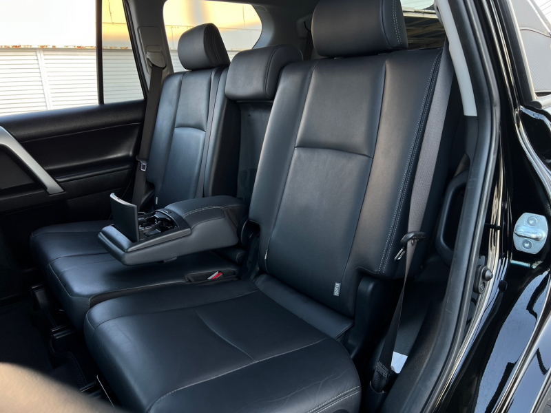 トヨタ ランドクルーザープラド 中古車