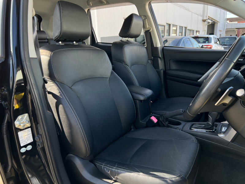 スバル フォレスター 中古車