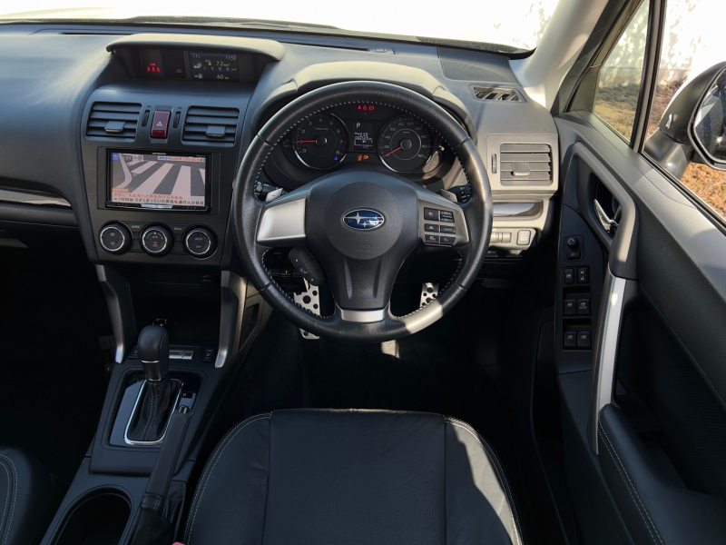 スバル フォレスター 中古車