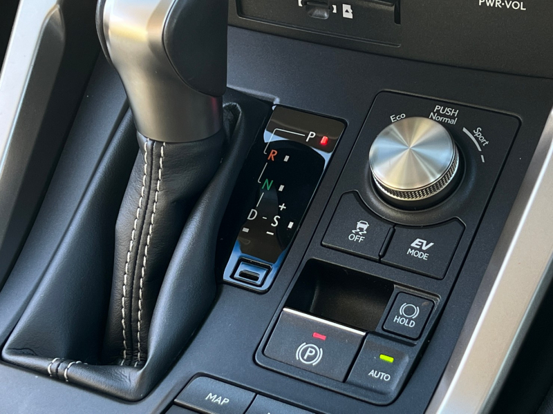 レクサス NX 中古車