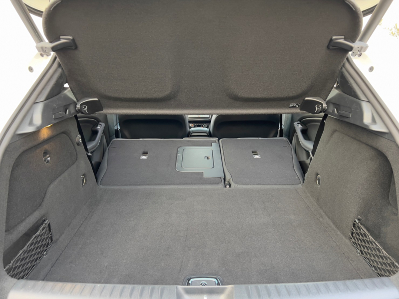 メルセデスベンツ GLA 中古車