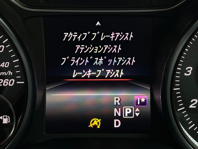 メルセデスベンツ GLA 中古車