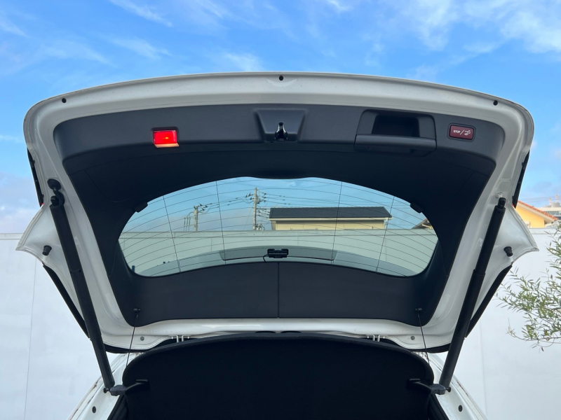 メルセデスベンツ GLA 中古車