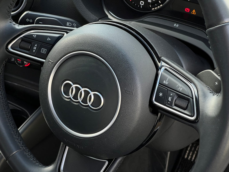 アウディ A3 中古車