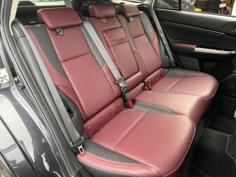 スバル レヴォーグ 中古車