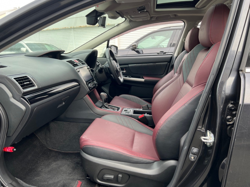 スバル レヴォーグ 中古車