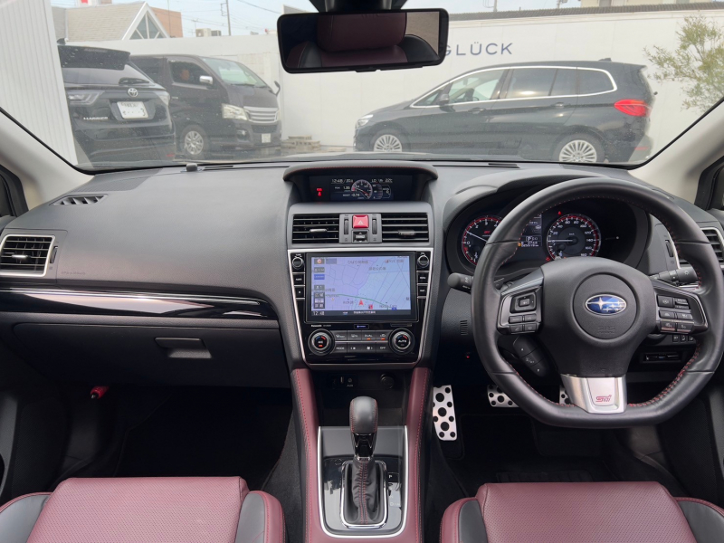 スバル レヴォーグ 中古車