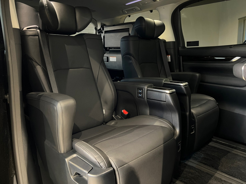 トヨタ アルファード 中古車