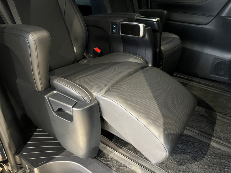 トヨタ アルファード 中古車