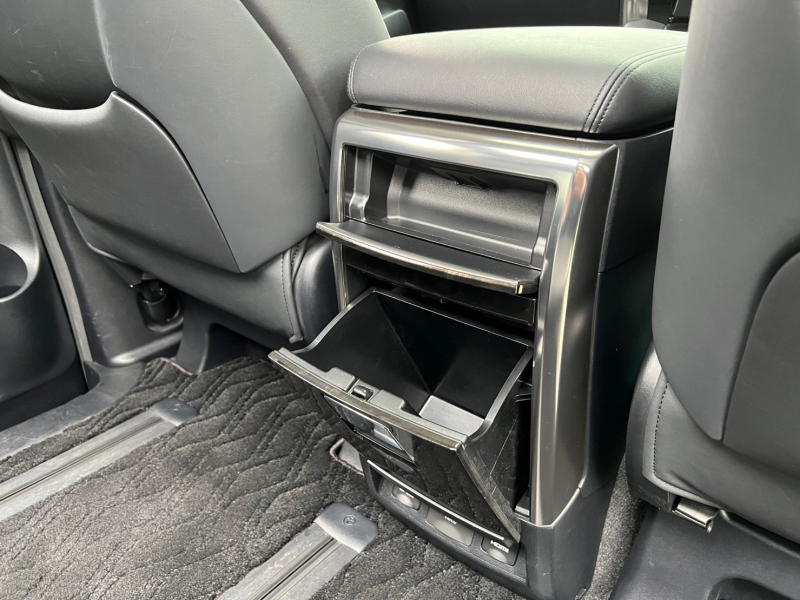 トヨタ アルファード 中古車