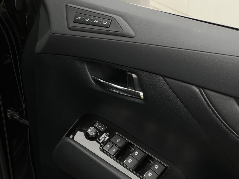 トヨタ アルファード 中古車