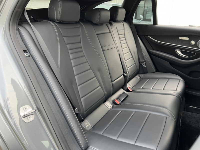 メルセデスベンツ Eクラス 中古車