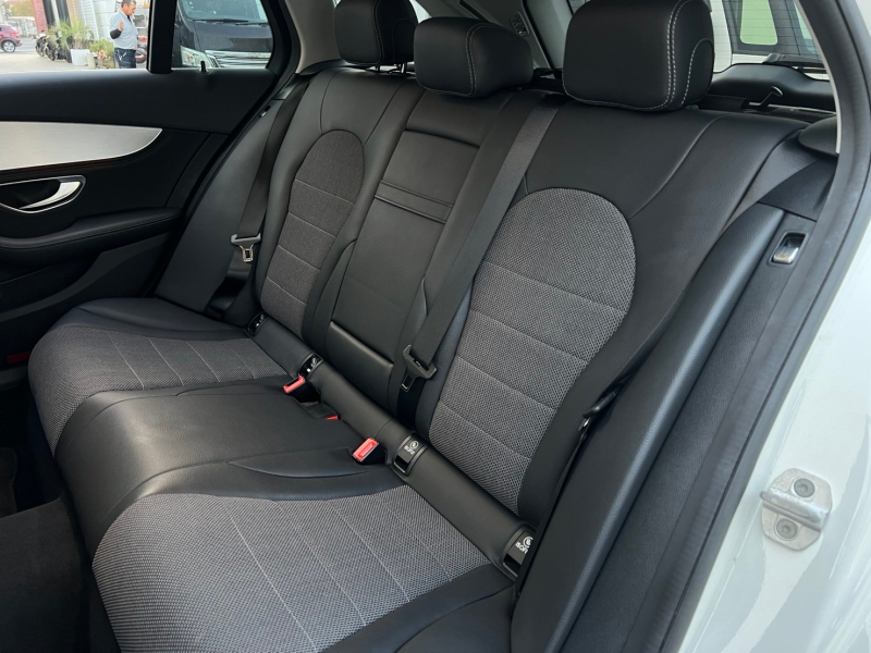 メルセデスベンツ Cクラス 中古車