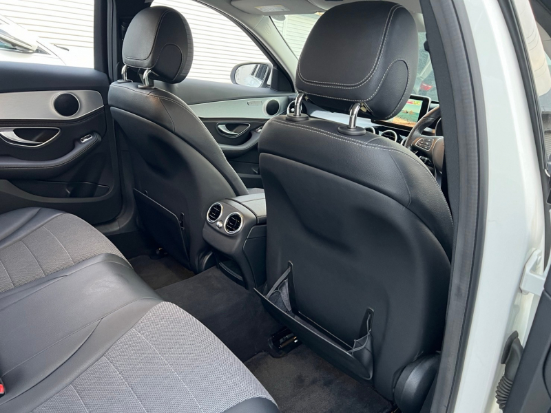 メルセデスベンツ Cクラス 中古車