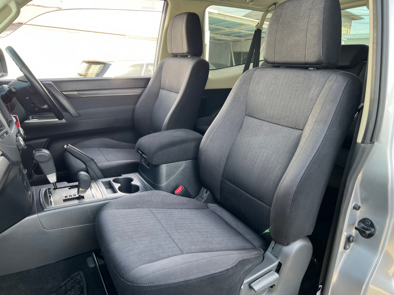 三菱 パジェロ 中古車