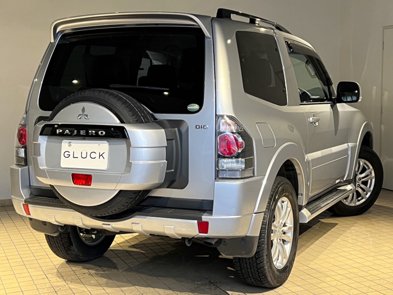 三菱 パジェロ 中古車