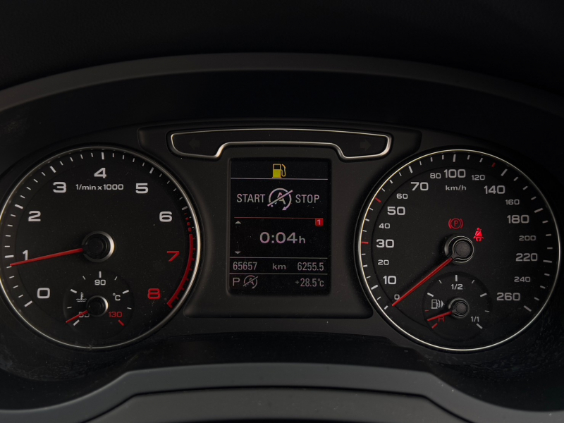 アウディ Q3 中古車