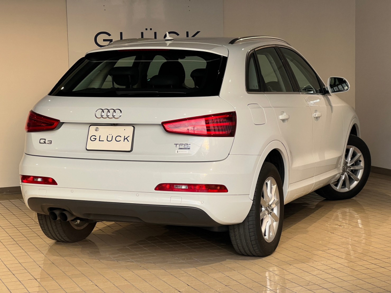 アウディ Q3 中古車