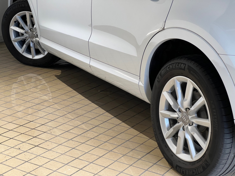 アウディ Q3 中古車