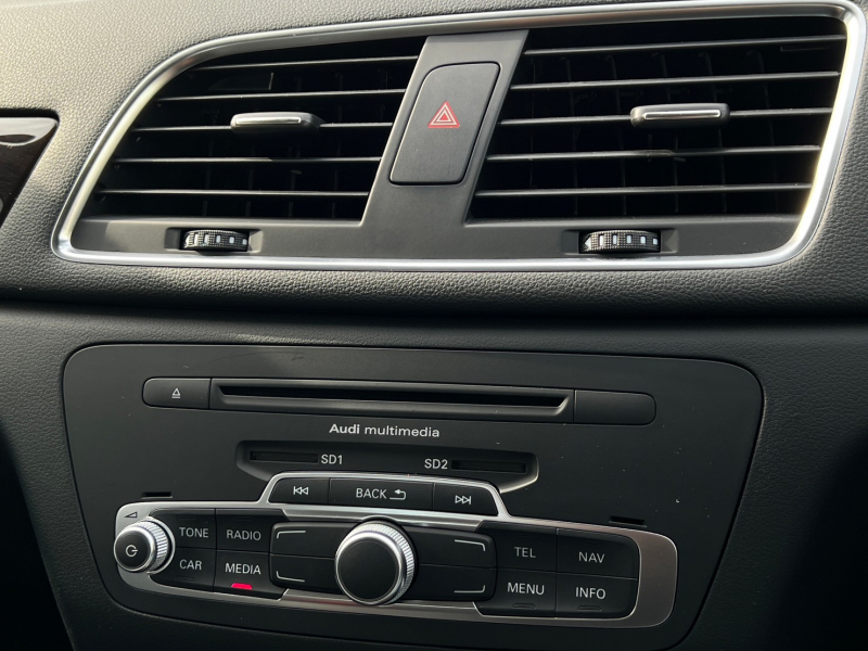 アウディ Q3 中古車