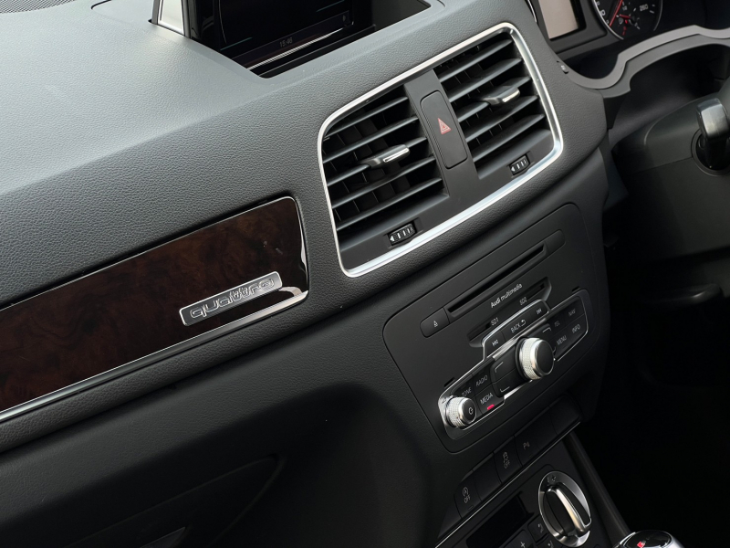 アウディ Q3 中古車