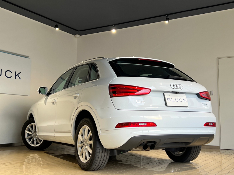 アウディ Q3 中古車