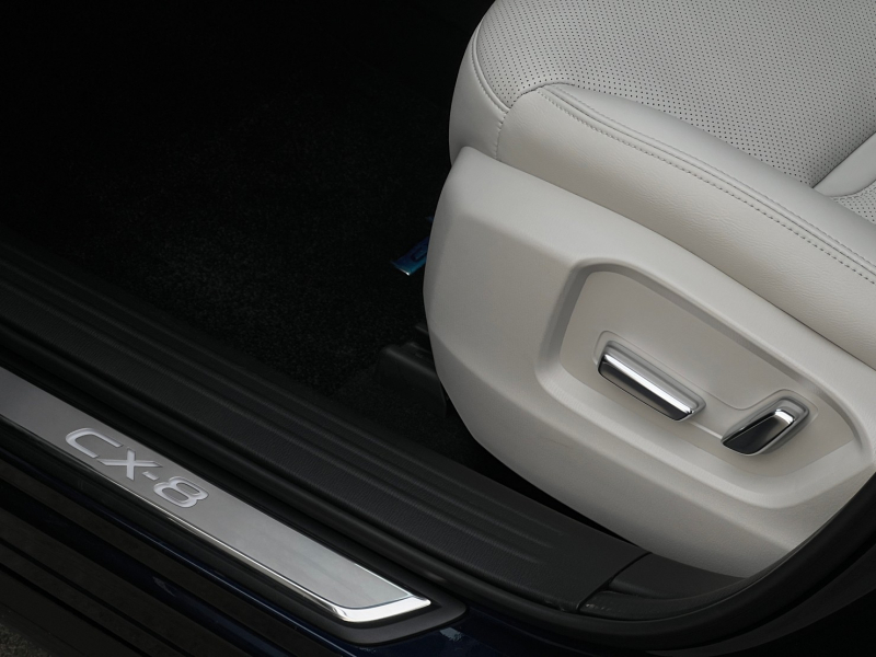 マツダ CX-8 中古車