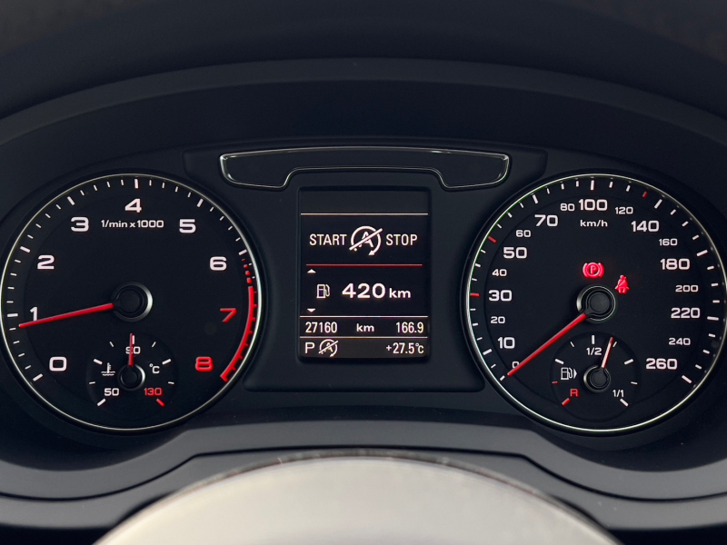 アウディ Q3 中古車