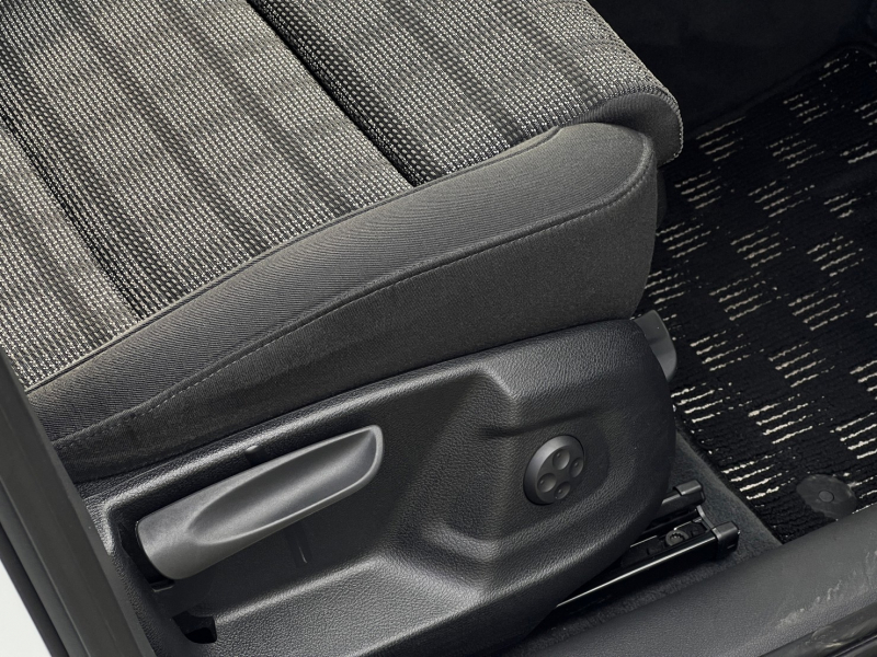 アウディ Q3 中古車