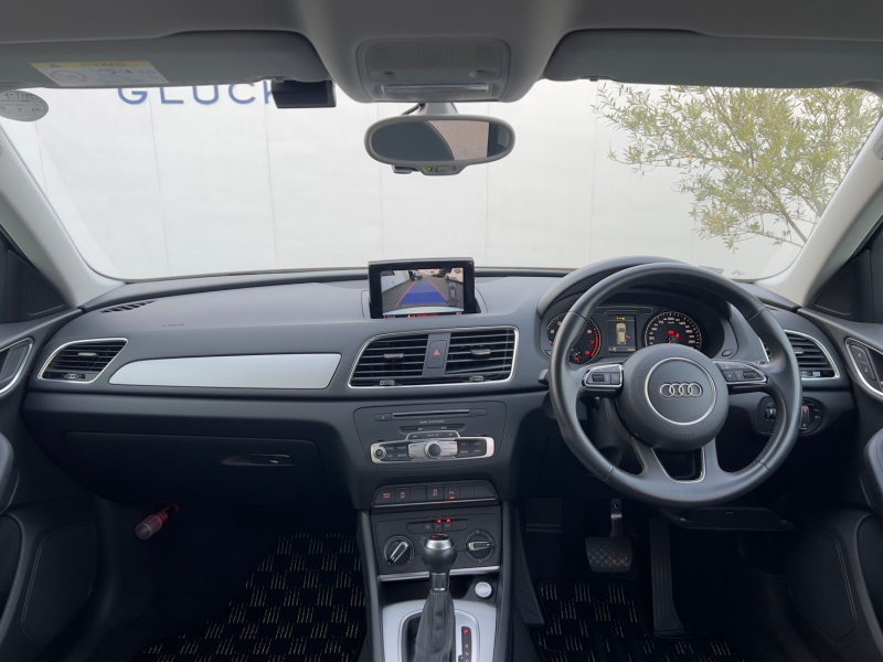 アウディ Q3 中古車